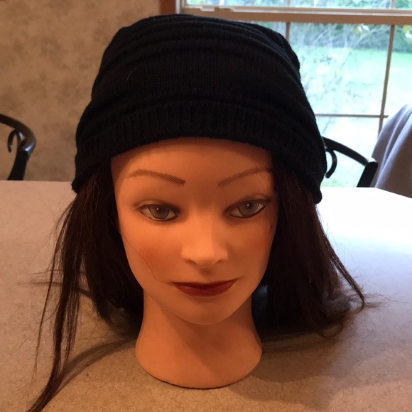 Slouchy Winter Hat - Picture 2 of 3